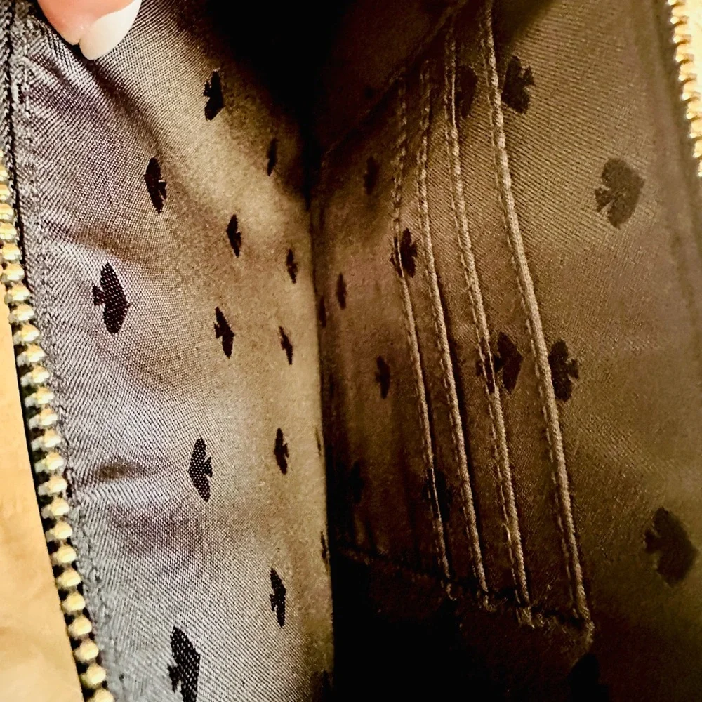 Kate Spade New York Staci Medium L Zip Wristlet - Picture 6 of 9